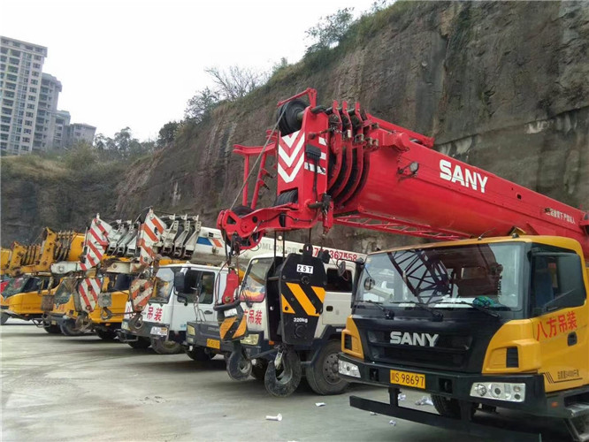 江干区吊车出租按什么计费？台班费、单次费、里程费怎么算？