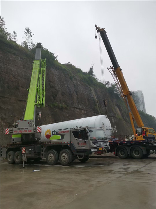 江干区“不怕风雨冻”—— 吊车的 “恶劣环境适应” 技术